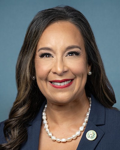 Monica De La Cruz